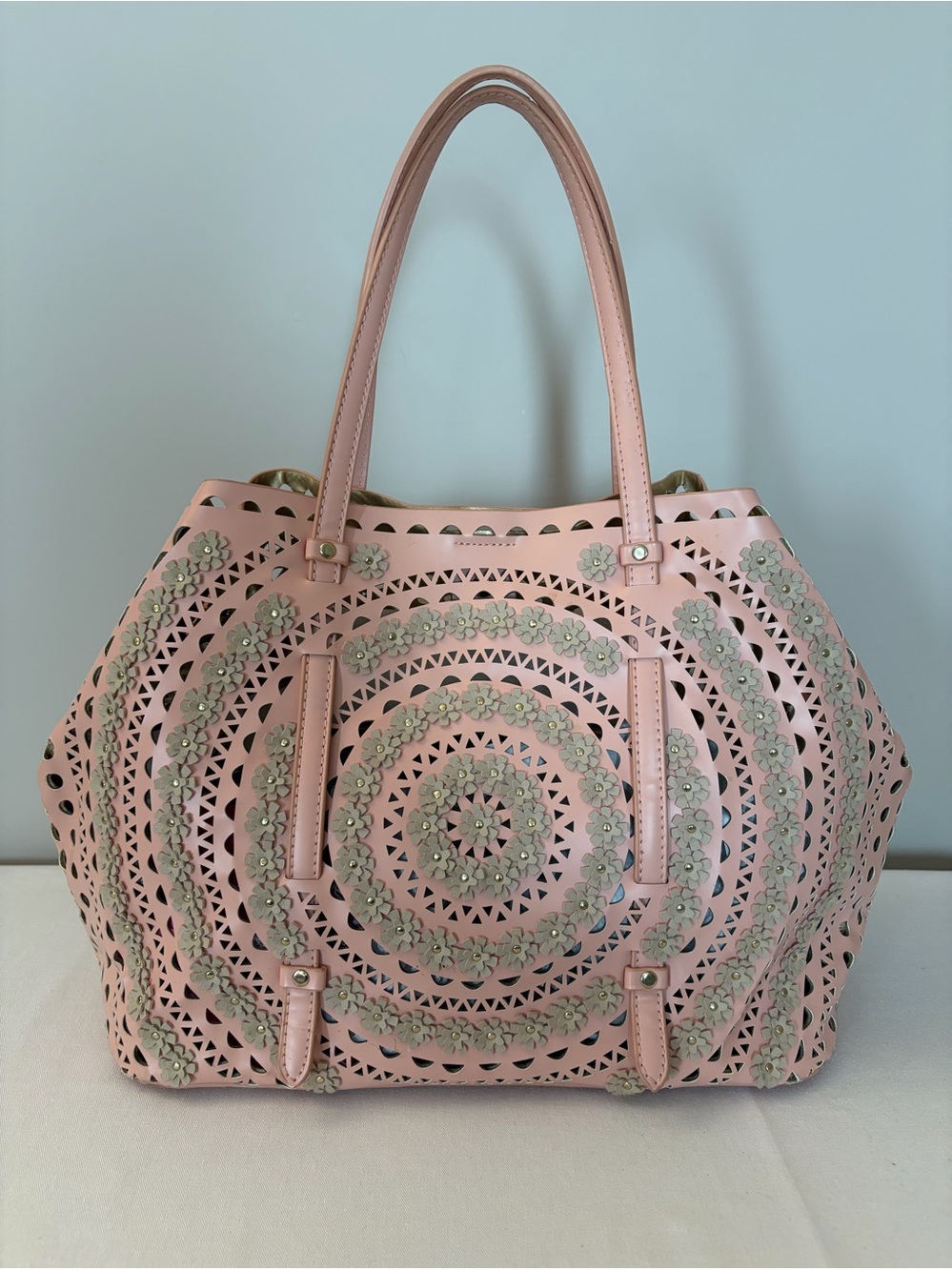 Urban Expressions Pink Perforated Floral Vegan Leather Tote Bag Boho Chic - Picture 1 of 11